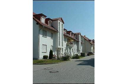 kleine feine 2 Zimmer Wohnung zu vermieten - Arnsdorf