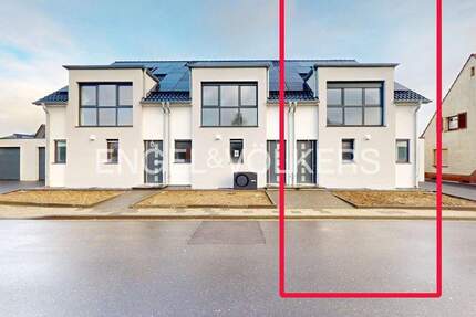 Reiheneckhaus rechts - Exklusiver Neubau in Kamp-Lintfort mit Garten, Terrasse, Garage & Vollkeller - stilvoll, nachhaltig mit Wärmepumpe und perfekte