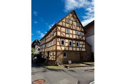 Haus in Rauschenberg (Marburg) - 35.000,00&nbsp;EUR Kaufpreis, ca.&nbsp; 80,00&nbsp;m&sup2; in Rauschenberg (PLZ: 35282)