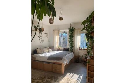 4ZKB - Helle schöne Altbau-Wohnung an der Porta Nigra - 200m - Trier