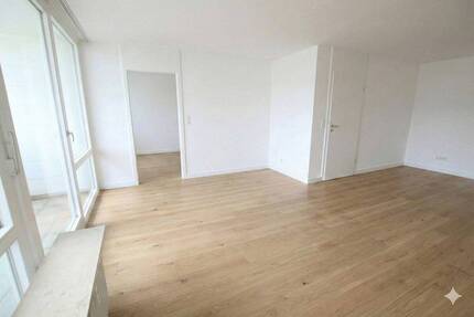 Frisch modernisiert! 2,5-Zimmer-Wohnung mit Balkon & Tiefgarage in der Stadtmitte - Kempten