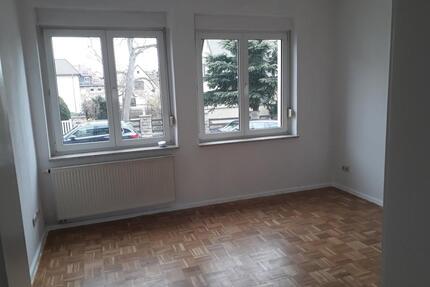 Mietwohnung 3 ZKB Parterre - 450,00&nbsp;EUR Kaltmiete, ca.&nbsp; 55,00&nbsp;m&sup2; in Apolda (PLZ: 99510)