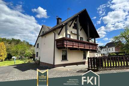 Haus zum Kaufen in Atzelgift 159.000,00 € 200 m²