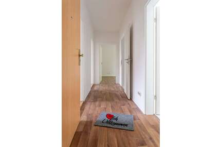 Wohnung zum Mieten in Schönebeck 357,01 € 60.51 m²