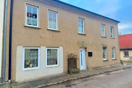 Einfamilienhaus mit Potential - 150.000,00&nbsp;EUR Kaufpreis, ca.&nbsp; 148,00&nbsp;m&sup2;&nbsp;Wohnfl&auml;che in Wolgast (PLZ: 17438)