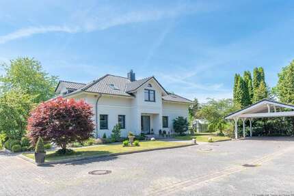 Haus zum Kaufen in Altenholz 1.350.000,00 € 250 m²