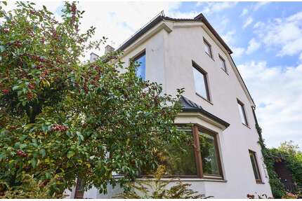Haus zum Kaufen in München 1.100.000,00 € 210 m²