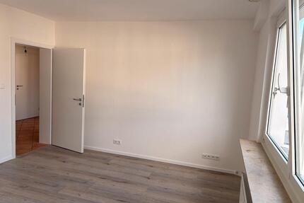 Liebevoll renovierte 2 Zimmerwohnung in Schlebusch - Leverkusen