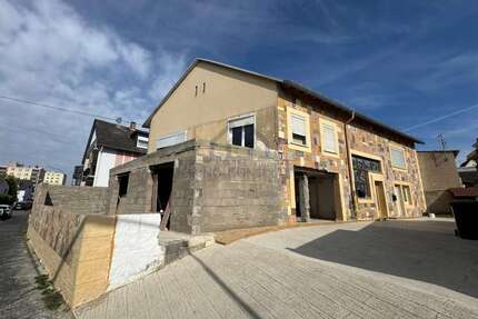 Haus zum Kaufen in Bendorf 699.000,00 € 360 m²