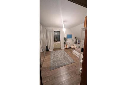 Möblierte 3-Zimmer-Wohnung zur befristeten Untermiete (70m2) - Langenzenn