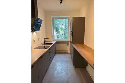 Wohnung zum Mieten in Düsseldorf 1.300,00 € 75 m²