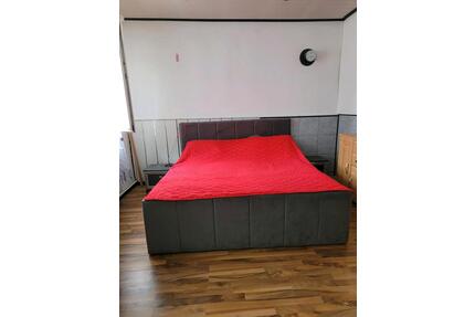 Wohnung. 3 Zimmer. - 750,00&nbsp;EUR Kaltmiete, ca.&nbsp; 65,00&nbsp;m&sup2; in Barsinghausen (PLZ: 30890)