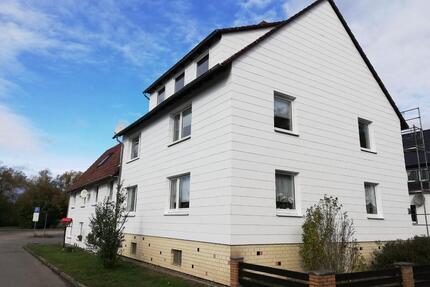 Helle 3-Raum Whg. in ruhiger Lage mit Terrasse und Carport - Goslar Immenrode