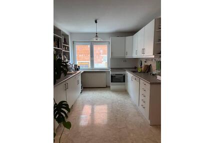EG-Wohnung in 2 Familienhaus mit 3 Zimmer, Küche, 2 Badezimmer - Hohenroth