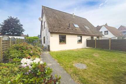 Haus zum Mieten in Schenefeld 1.223,00 € 107.52 m²