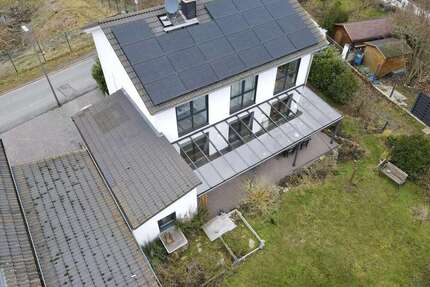 Haus zum Kaufen in Neu-Anspach 750.000,00 € 151 m²