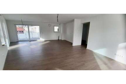 Wohnung zum Mieten in Weissach im Tal 1.765,00 € 116 m²