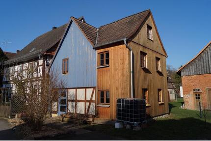 Gemütliches sonniges Haus mit Potential in idyllischem Dorfkern - Twistetal