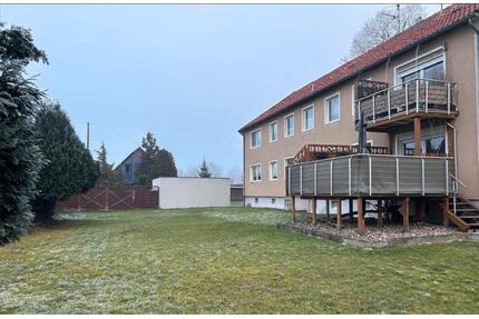 MEHRFAMILIENHAUS MIT 5 WOHNEINHEITEN, 4 GARAGEN & GARTEN - Schöppenstedt