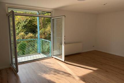 Freie 2-Zimmerwohnung in zentraler Lage mit Balkon - Göttingen Grone