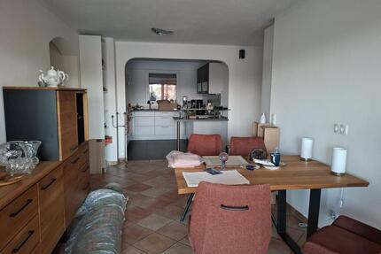 Schöne 3,5 Zimmer Wohnung mit Weitblick - Schöllkrippen