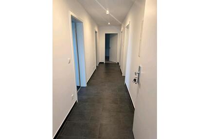 4-Zimmer-Wohnung mit Balkon in Etzenricht zu vermieten - Weiherhammer