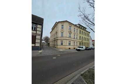 Renovierte 4-Raum-Wohnung zu vermieten - Burg