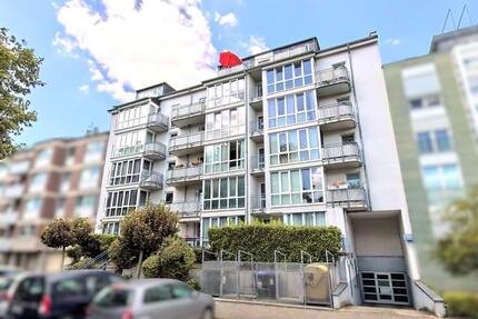 1,5 Zimmer-Dachgeschoss-Wohnung in Düsseldorf Eller