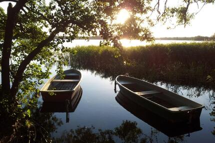 Ferienhaus am See über Ostern mit Boot bei Schwerin nahe Ostsee - Pinnow