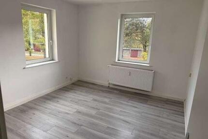 Neu - Sanierte kleine Familienwohnung, 3 Raum Wohnung in Zschornewitz - Gräfenhainichen