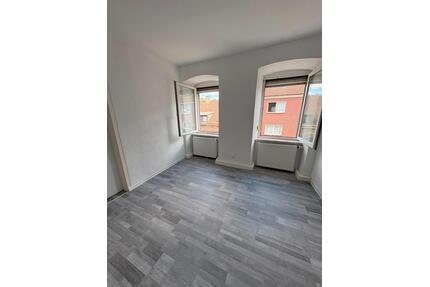 4 Zimmer Küche Bad vermieten frisch renoviert-hell und stadtnah - Neunkirchen