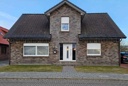 Haus zum Kaufen in Papenburg 299.000,00 € 211 m²