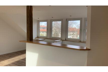 3-Zimmer-Dachgeschosswohnung in Oberricklingen - Hannover