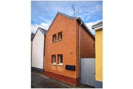 Charmantes Fachwerk-Tiny-Haus in Bonn-Oberkassel - saniert & bezugsfertig