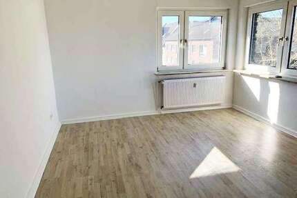 Wohnung zum Mieten in Oberhausen 375,00 € 61 m²