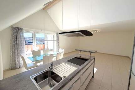 Wohnung zum Kaufen in Weinstadt 590.000,00 € 98 m²