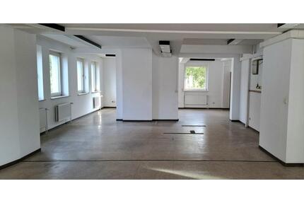 Wohn- und Geschäftshaus in bester, zentraler Lage in Friedland