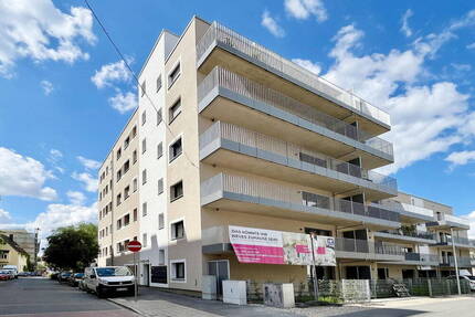 **TOP** wunderschöne Wohnung am Fürther STADTPARK 1.05