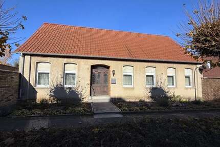 Haus zum Kaufen in Klötze OT Kunrau 175.000,00 € 167 m²