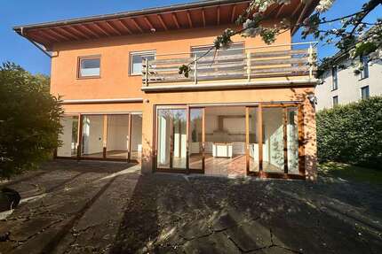 Haus zum Kaufen in Düren 1.400.000,00 € 244 m²