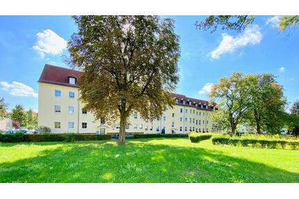 ruhige 2-Raum-Wohnung in grüner Lage in Ronneburg