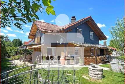 Haus zum Kaufen in Stockheim 375.000,00 € 133.34 m²