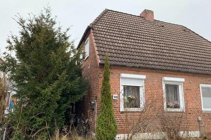 Rohdiamant mit Garten-Idylle Kiel-Wellingdorf Nähe Schwentinepark