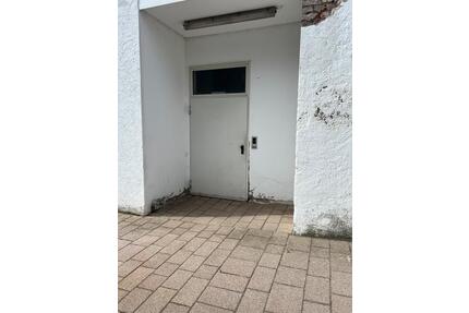 Lagerhalle zzgl. Steuer - 525,00&nbsp;EUR Kaltmiete, ca.&nbsp; 200,00&nbsp;m&sup2; in Barntrup (PLZ: 32683)