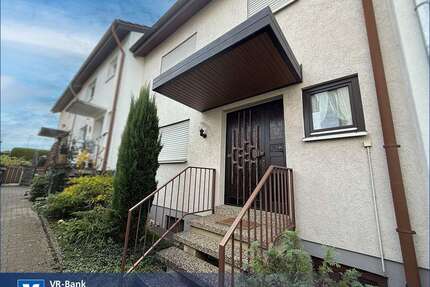 Haus zum Kaufen in Sachsenheim 454.000,00 € 125.06 m²