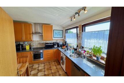 5-Zimmer- Maisonettewohnung mit separatem Eingang, Einbauküche in - Krefeld Hülser Berg