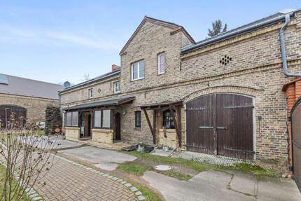 Mehrfamilienhaus mit historischem Charme - Wohnen im ehemaligen Bauernhof - Neuenhagen bei Berlin