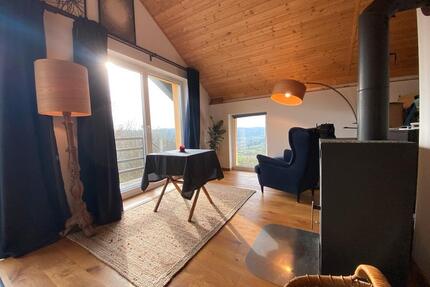 Charmante 2-Zimmer-Wohnung mit Balkon und Weitblick - Datzeroth