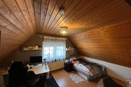 Charmante Maisonette-Wohnung im Vorderhaus mit eigenem Eingang - Bad Camberg