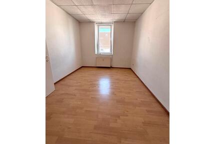 2 Zimmer Wohnung in Pirmasens - 350,00&nbsp;EUR Kaltmiete, ca.&nbsp; 55,00&nbsp;m&sup2; in Pirmasens (PLZ: 66953)